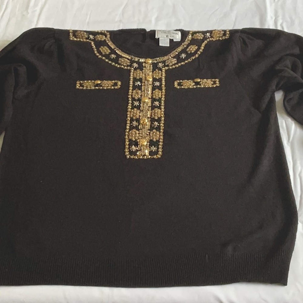 Vintage Regency Collection for Joyce black pullover sweater, lightweight weave